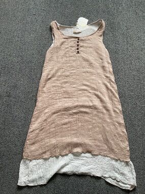 Simply Couture Blush Linen-Texture Button Front Top